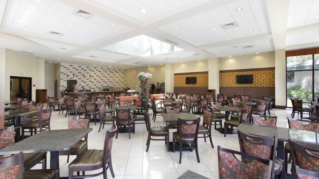 Ramada Plaza by Wyndham Orlando Resort & Suites International Drive